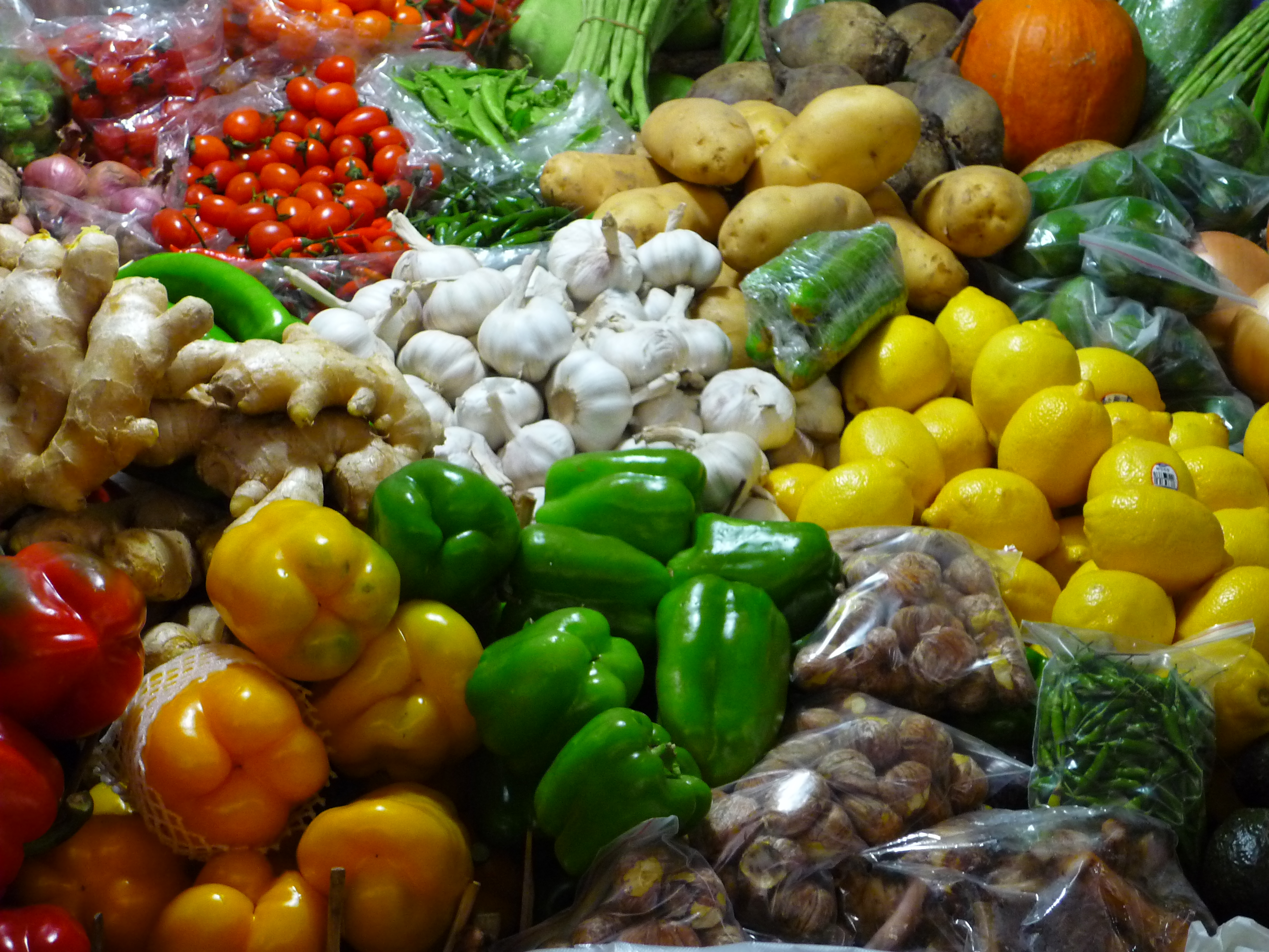 Куплю овощи свежие. Овощи. Овощи и фрукты. Импортные овощи и фрукты. Овощи из Китая.