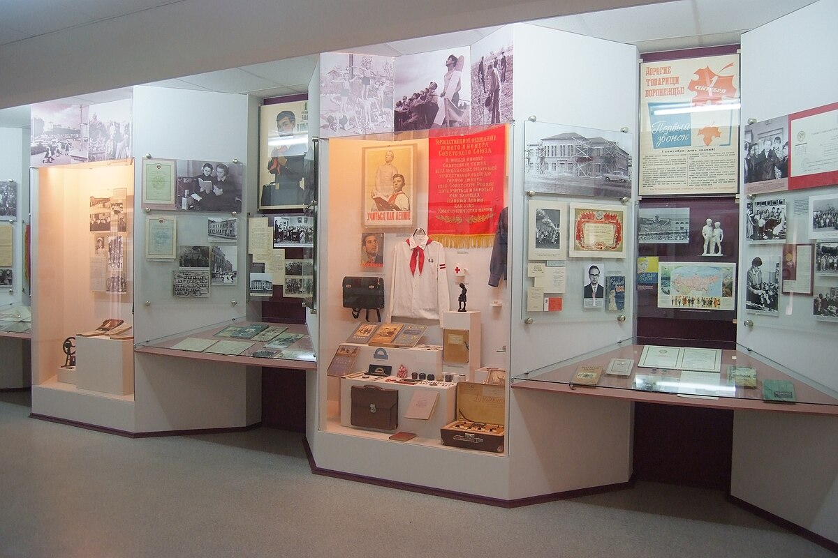 выставка школа в музее
