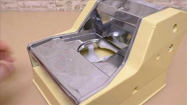 apparat dlya lepki pelmenej